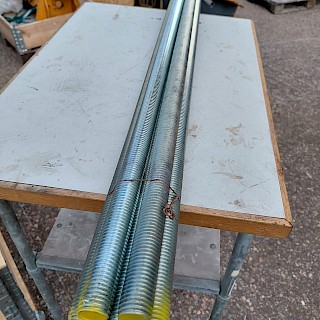 Metallic Rods