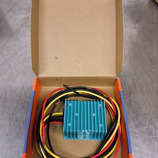 Uusi VICTRON ENERGY ORION IP67 24/12/ 100130422