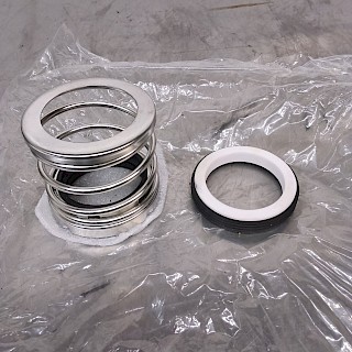 Uusi HENRIKSEN 21A313 MEKAANINEN TIIVISTE