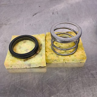 TARTEK LIUKURENGASTIIVISTE NT17/55