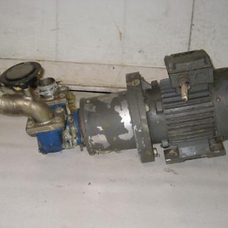 Hammaspyöräpumppu 0,75kW