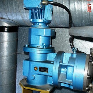 Annostelu kalvopumppu LEWA 300 l/h - 7 bar
