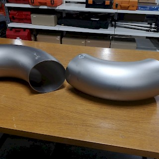 RST kulmakappale 90° 210 mm