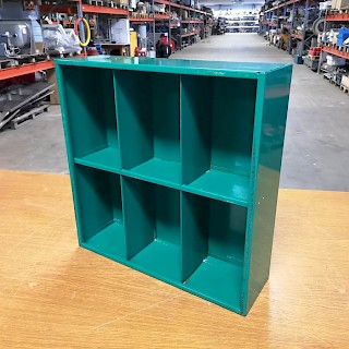 Seinä lokerikko 60x60x18 cm