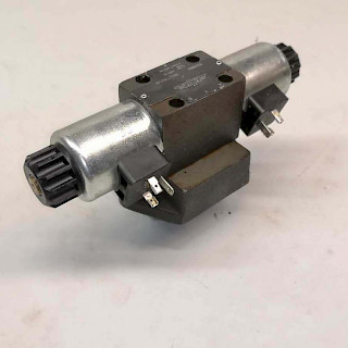 Hydrauliikan jakotukki 350bar 24V