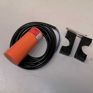 Induktiivinen Lähestymiskytkin KNK 025 WO 220V 0,1A