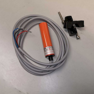 Induktiivinen Lähestymiskytkin KNK 015 GSP 24VDC 0,2A