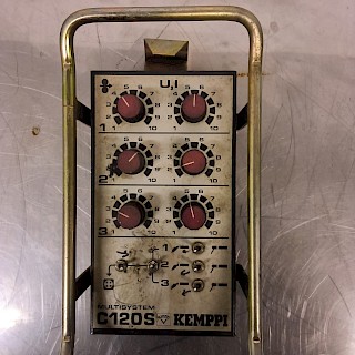 Kemppi C120S Monitoimihitsausjärjestelmän ohjauspaneeli/ Multi-function Welding Control unit