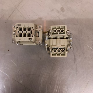 HARTING Naarasliittimiä/ 11934