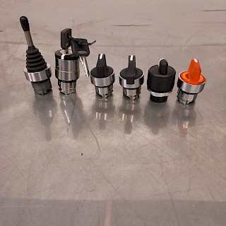 Erilaisiä kathaisijoita/ 11937