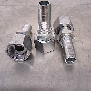 Puristettava liitin DN20 1 3/16'' ORFS naaras/uros