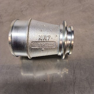 Uusi Deutz suutin/supistaja 04504379R