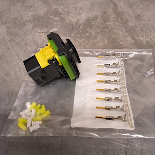 Sähköliitin 1-1564416-1