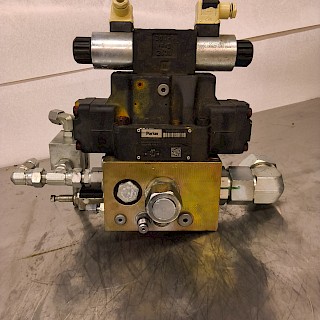 PARKER OHJAUSVENTTIILI / HYDRAULI LOHKO