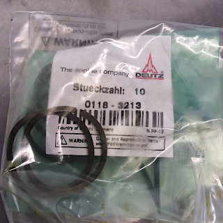 Uusi DEUTZ 01183213 ORIGINAL